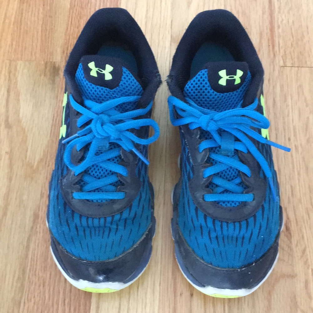 Boys Under Armour sneakers